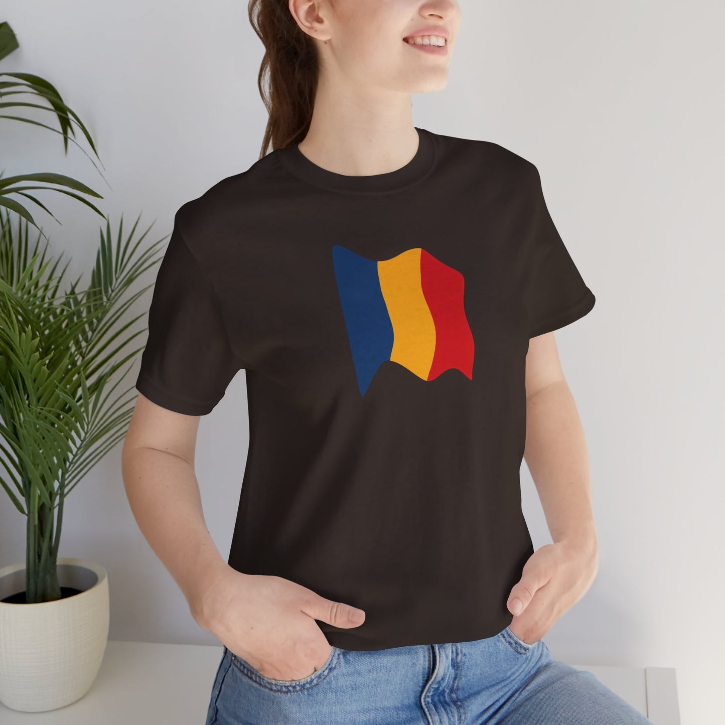 Romanian Flag Unisex Short Sleeve Tee, Casual Shirt, Travel T-Shirt, Gift for Romanians, Summer Outfit, Everyday Wear