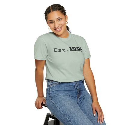 Vintage Est. 1995 T-Shirt, Retro Unisex Tee, Perfect Gift for Birthdays, Casual Wear, Nostalgic Apparel - TRV