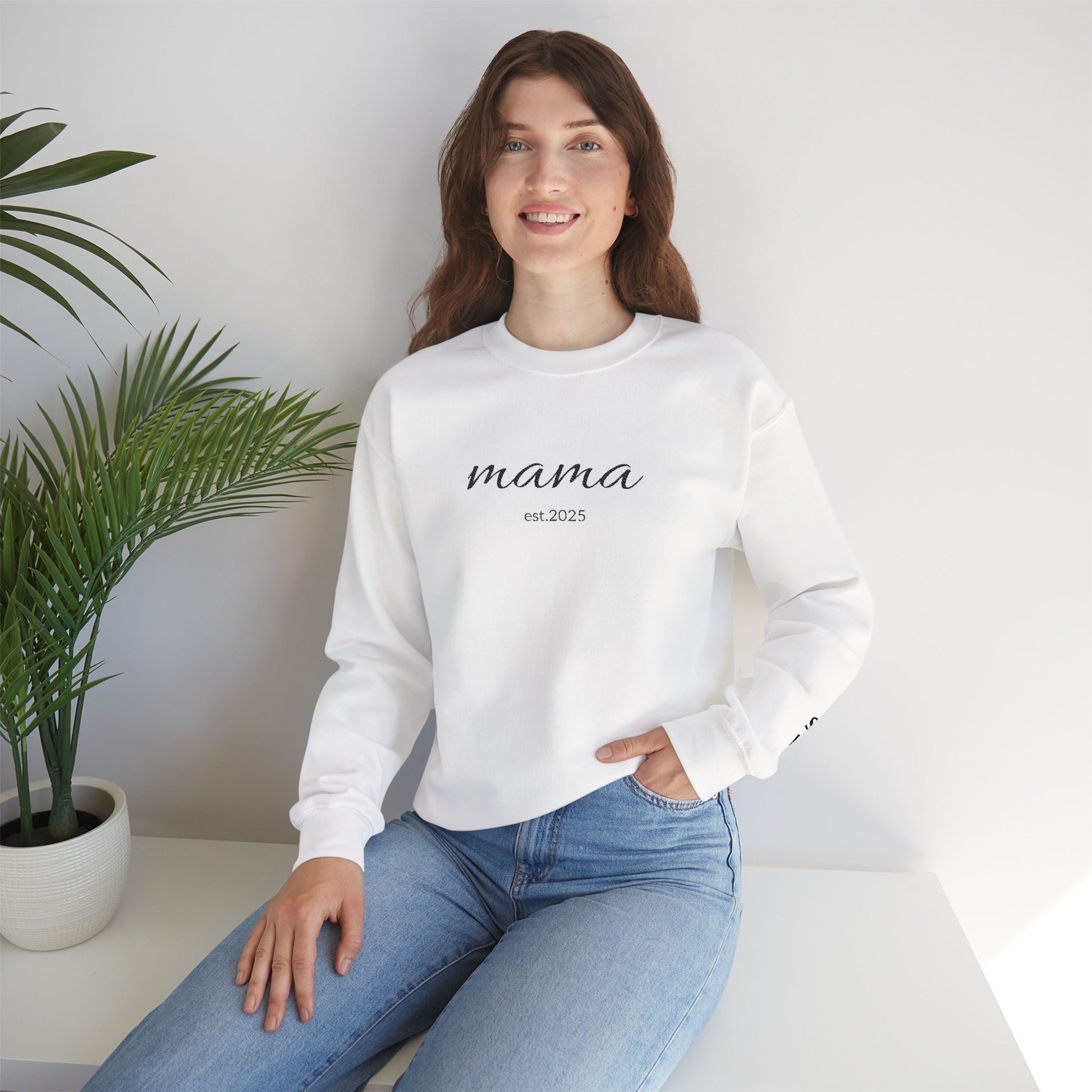 mama sweatshirt | simple script mom pullover - TRV