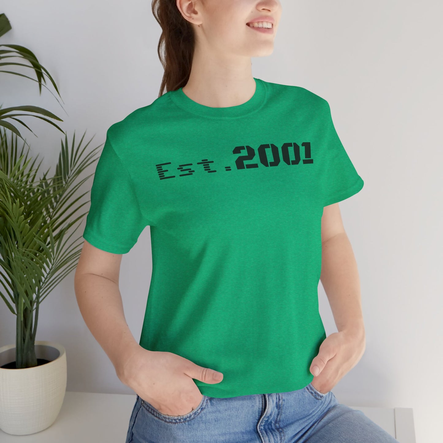 Est. 2001 Unisex Tee - Timeless Casual Wear, Birthday Gift, Nostalgic Fashion, Everyday Comfort, Trendy Streetwear