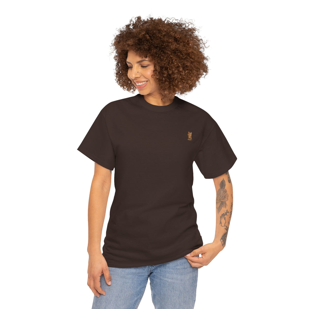 Brown kitten graphic on a cat lover T-shirt, featuring a cute design, ideal for cat enthusiasts and pet lovers.