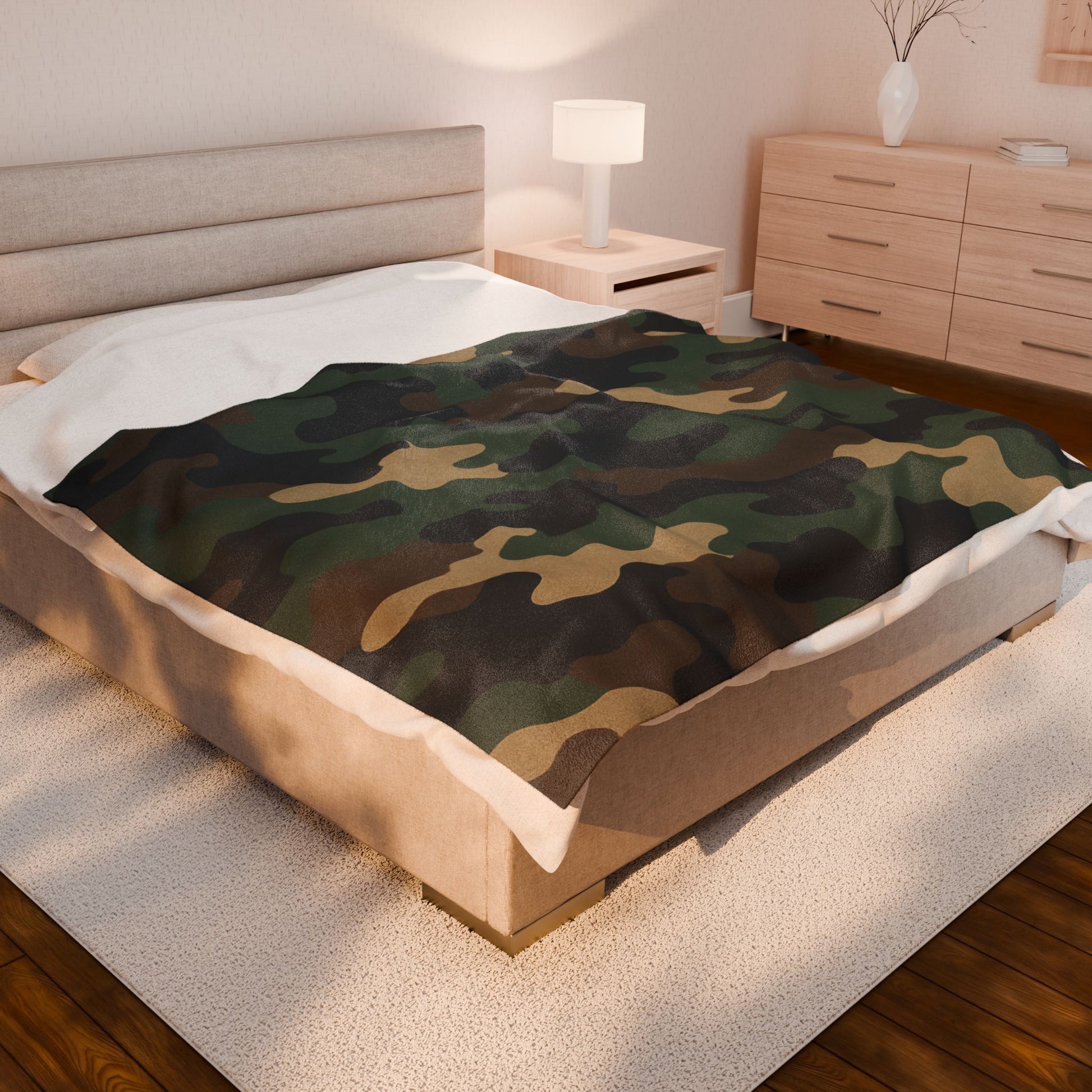 Cozy Camo Velveteen Plush Blanket for Comfort Lovers, Soft Throw Blanket, Perfect for Camping, Home Decor, Gift Ideas - TRV