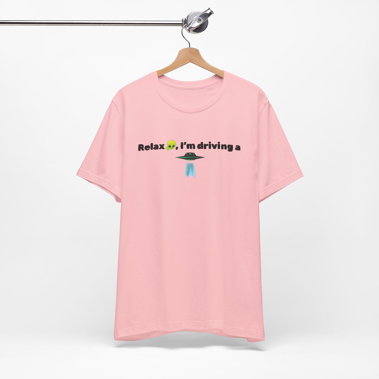 Alien Driving Unisex Tee - Fun Casual Shirt, Gifts for UFO Lovers, Quirky Humor T-Shirt, Perfect for Road Trips, Unique Birthday Present