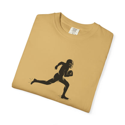 Football Player Graphic Unisex T-Shirt, Casual Sports Tee, Gift for Athletes, Workout Shirt, Everyday Wear, Unique Running Apparel