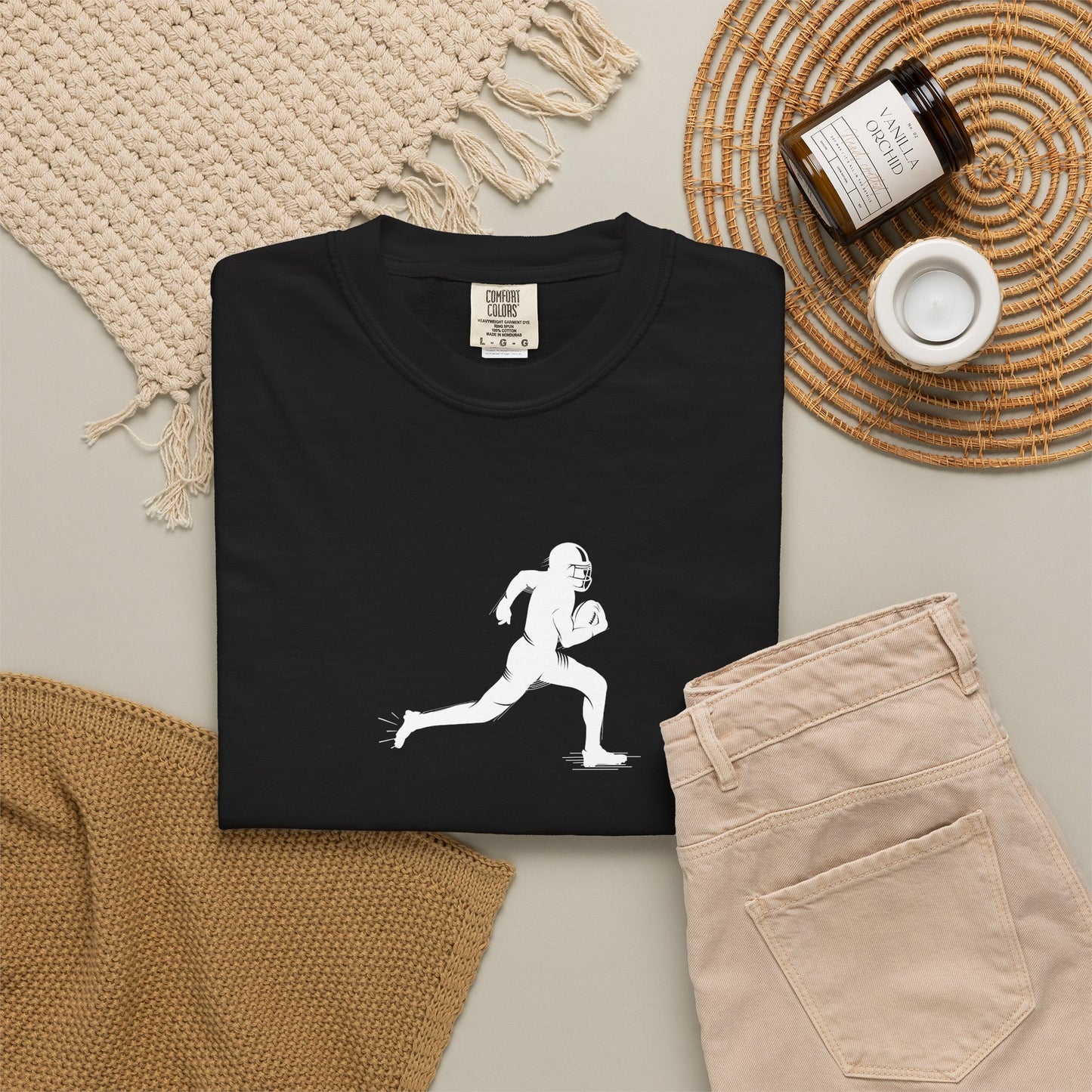 Sporty Unisex Garment-Dyed T-Shirt with Football Player Graphic, Activewear, Casual Wear, Gift for Runners, Fitness Apparel, Everyday Style