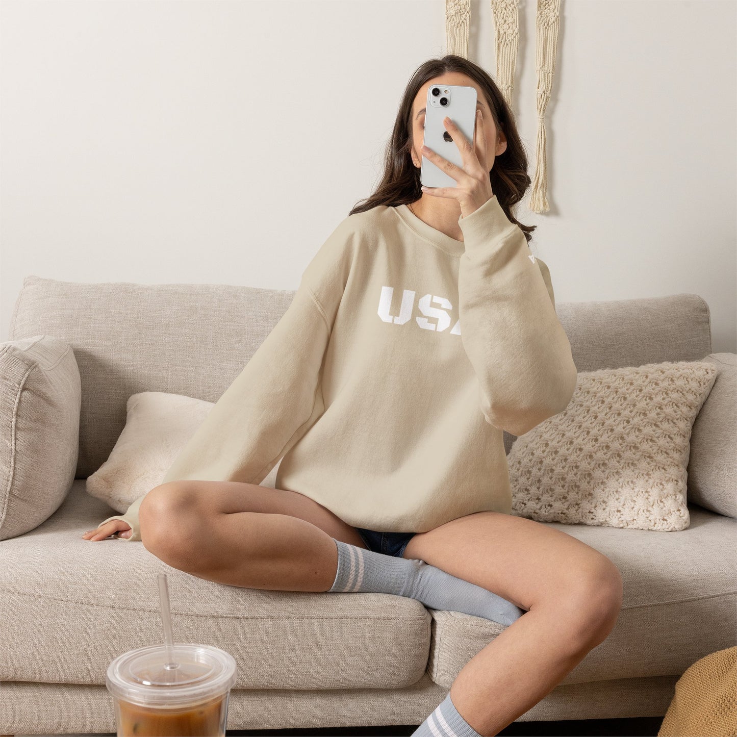 Cozy USA Unisex Crewneck Sweatshirt | Perfect Layering Piece for Every Season | Great Gift for Him/Her | Trendy Style for Casual Outings