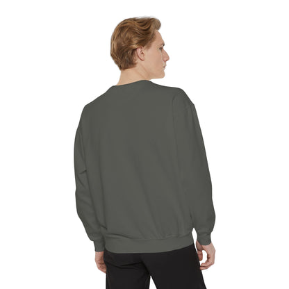 Minimalist Unisex Sweatshirt with Hand Design - Cozy & Stylish