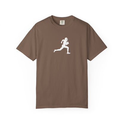 Sporty Unisex Garment-Dyed T-Shirt with Football Player Graphic, Activewear, Casual Wear, Gift for Runners, Fitness Apparel, Everyday Style