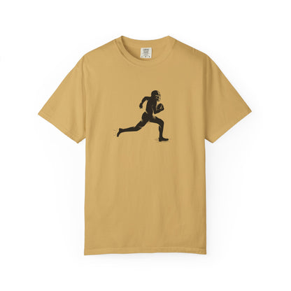 Football Player Graphic Unisex T-Shirt, Casual Sports Tee, Gift for Athletes, Workout Shirt, Everyday Wear, Unique Running Apparel