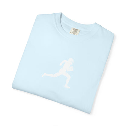 Sporty Unisex Garment-Dyed T-Shirt with Football Player Graphic, Activewear, Casual Wear, Gift for Runners, Fitness Apparel, Everyday Style