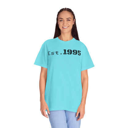 Vintage Est. 1995 T-Shirt, Retro Unisex Tee, Perfect Gift for Birthdays, Casual Wear, Nostalgic Apparel - TRV