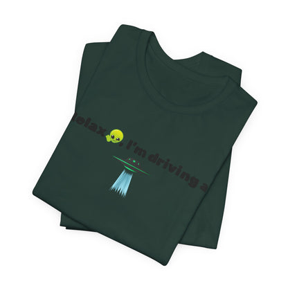 Alien Driving Unisex Tee - Fun Casual Shirt, Gifts for UFO Lovers, Quirky Humor T-Shirt, Perfect for Road Trips, Unique Birthday Present