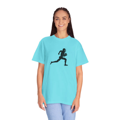 Football Player Graphic Unisex T-Shirt, Casual Sports Tee, Gift for Athletes, Workout Shirt, Everyday Wear, Unique Running Apparel