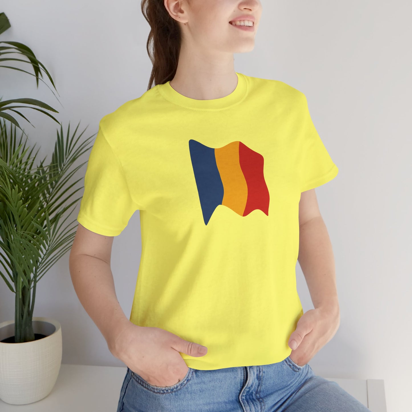 Romanian Flag Unisex Short Sleeve Tee, Casual Shirt, Travel T-Shirt, Gift for Romanians, Summer Outfit, Everyday Wear
