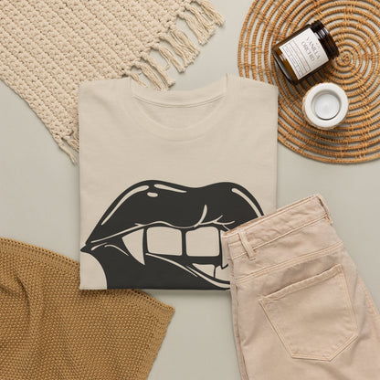 Edgy Graphic Tee - Dripping Lips Design - Unisex Heavy Cotton Tee