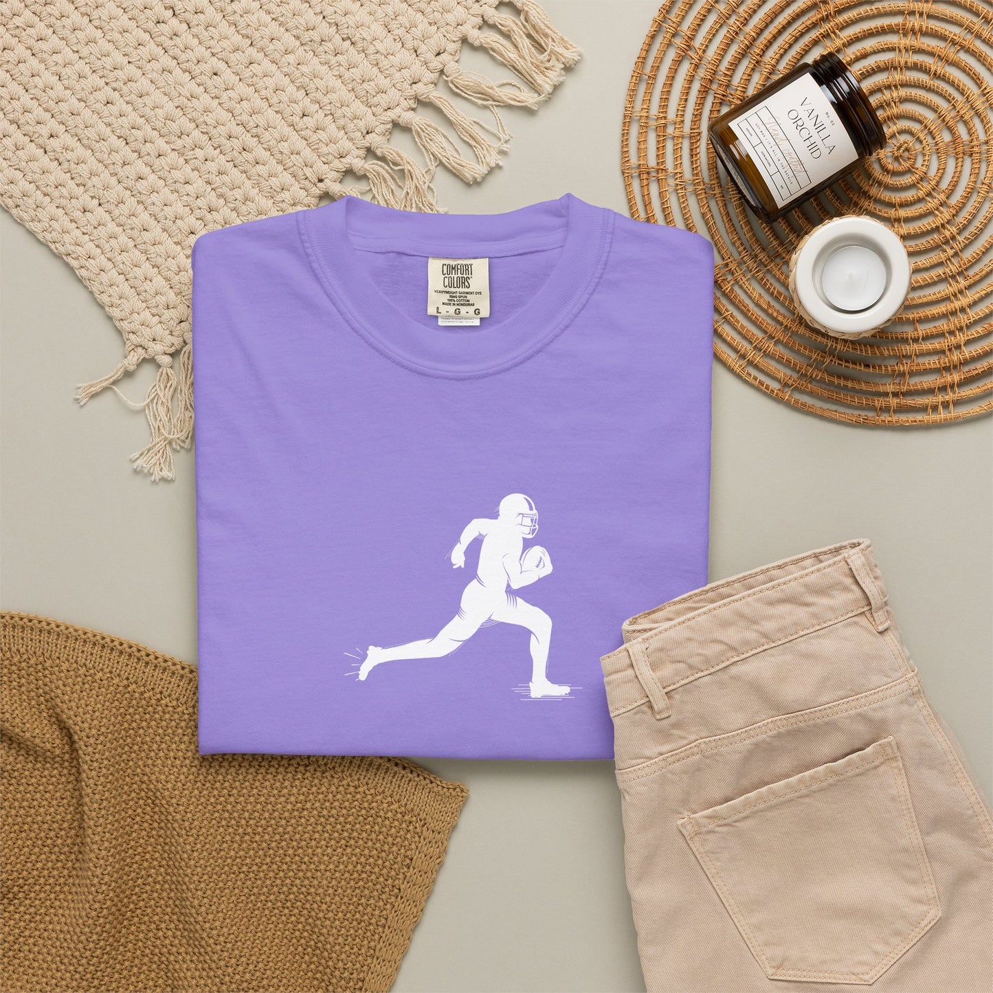 Sporty Unisex Garment-Dyed T-Shirt with Football Player Graphic, Activewear, Casual Wear, Gift for Runners, Fitness Apparel, Everyday Style