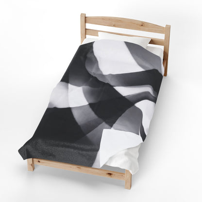 Abstract Black Smoke Design Velveteen Plush Blanket | Monochrome Swirl