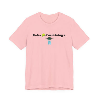 Alien Driving Unisex Tee - Fun Casual Shirt, Gifts for UFO Lovers, Quirky Humor T-Shirt, Perfect for Road Trips, Unique Birthday Present