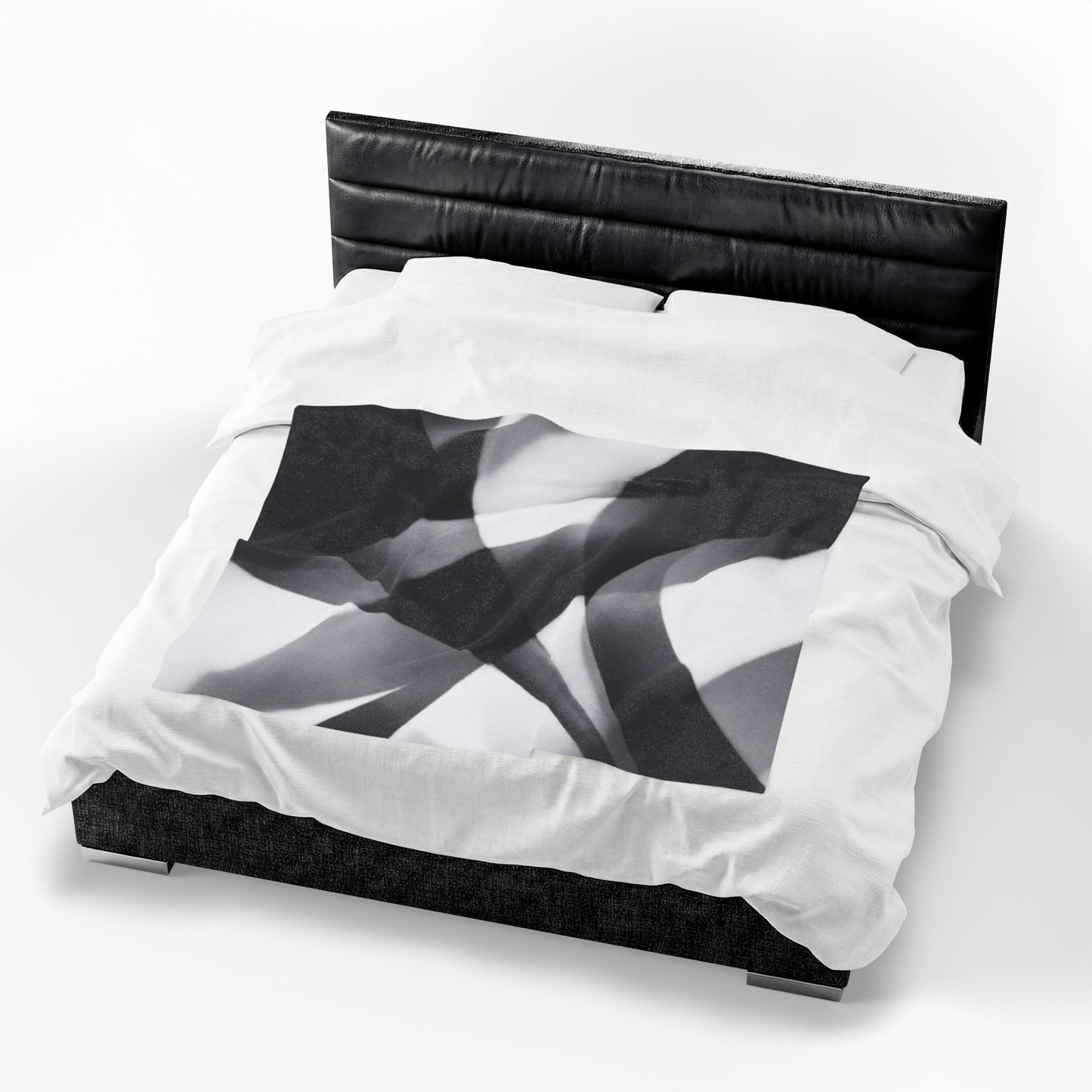 Abstract Black Smoke Design Velveteen Plush Blanket | Monochrome Swirl
