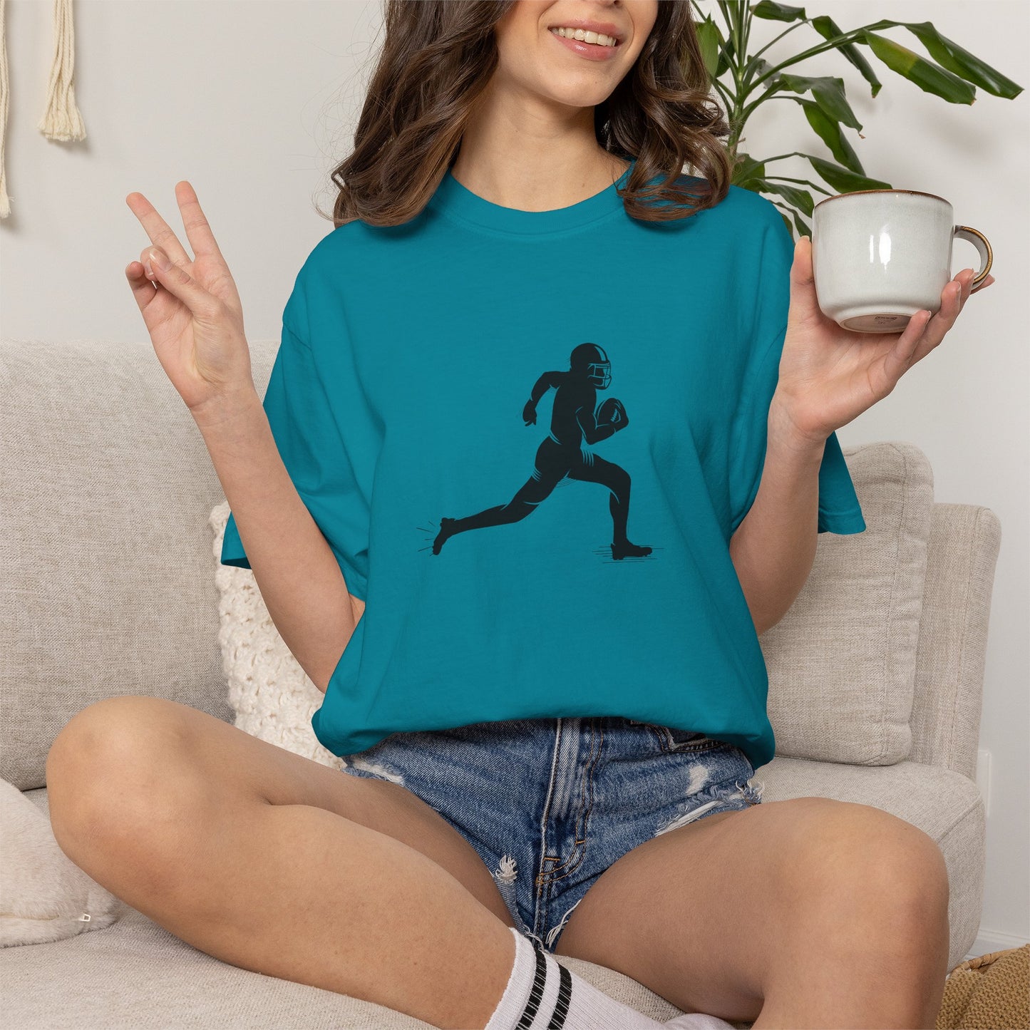 Football Player Graphic Unisex T-Shirt, Casual Sports Tee, Gift for Athletes, Workout Shirt, Everyday Wear, Unique Running Apparel