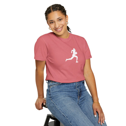 Sporty Unisex Garment-Dyed T-Shirt with Football Player Graphic, Activewear, Casual Wear, Gift for Runners, Fitness Apparel, Everyday Style