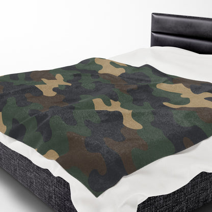 Cozy Camouflage Velveteen Plush Blanket | Ideal for Campouts, Living Room Decor, Gift for Him, Outdoor Adventures, Soft Throw - TRV