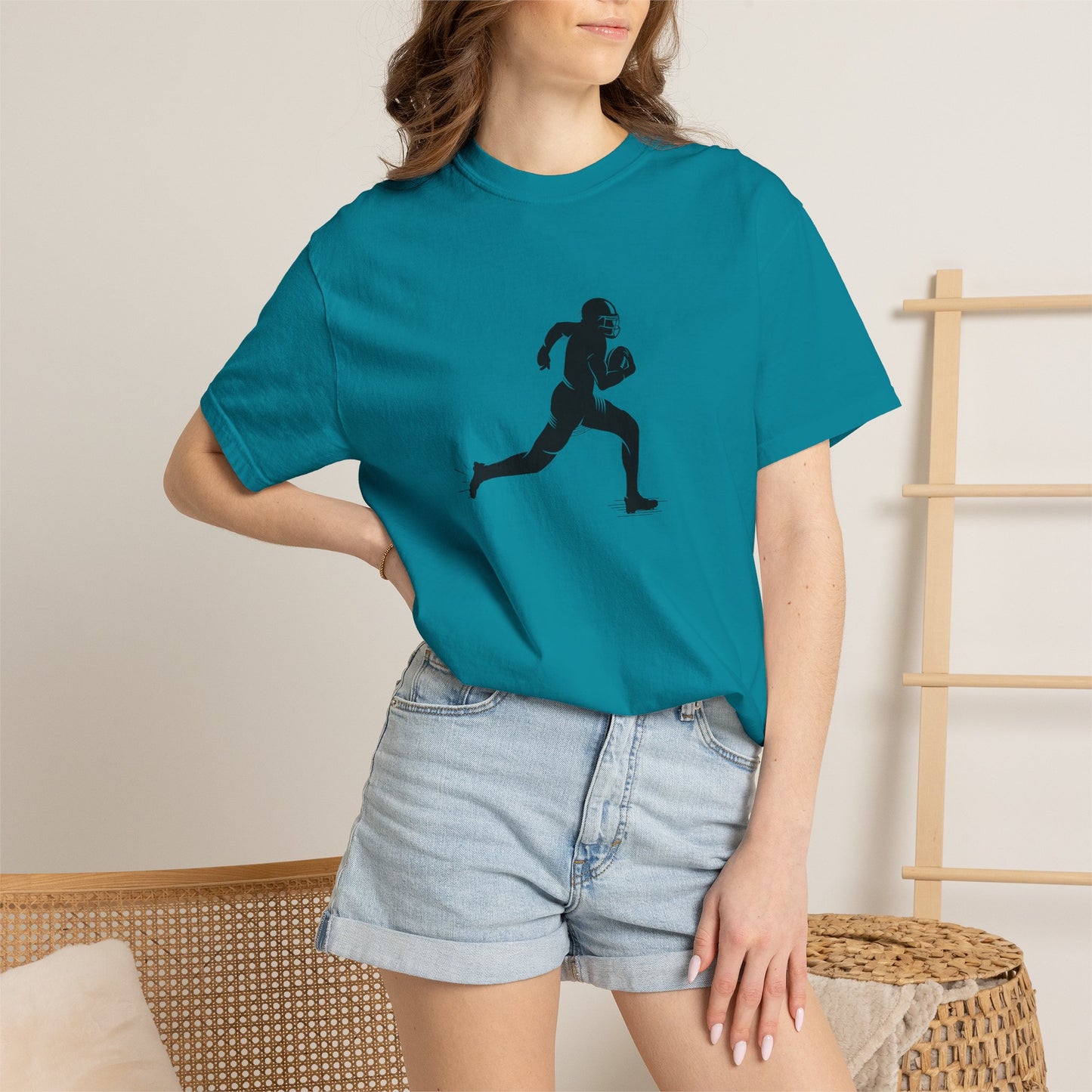 Football Player Graphic Unisex T-Shirt, Casual Sports Tee, Gift for Athletes, Workout Shirt, Everyday Wear, Unique Running Apparel