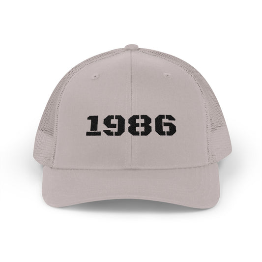 Retro 1986 Snapback Trucker Cap | Vintage Style Cap for Birthdays, Gifts, Sports, and Everyday Wear - TRV