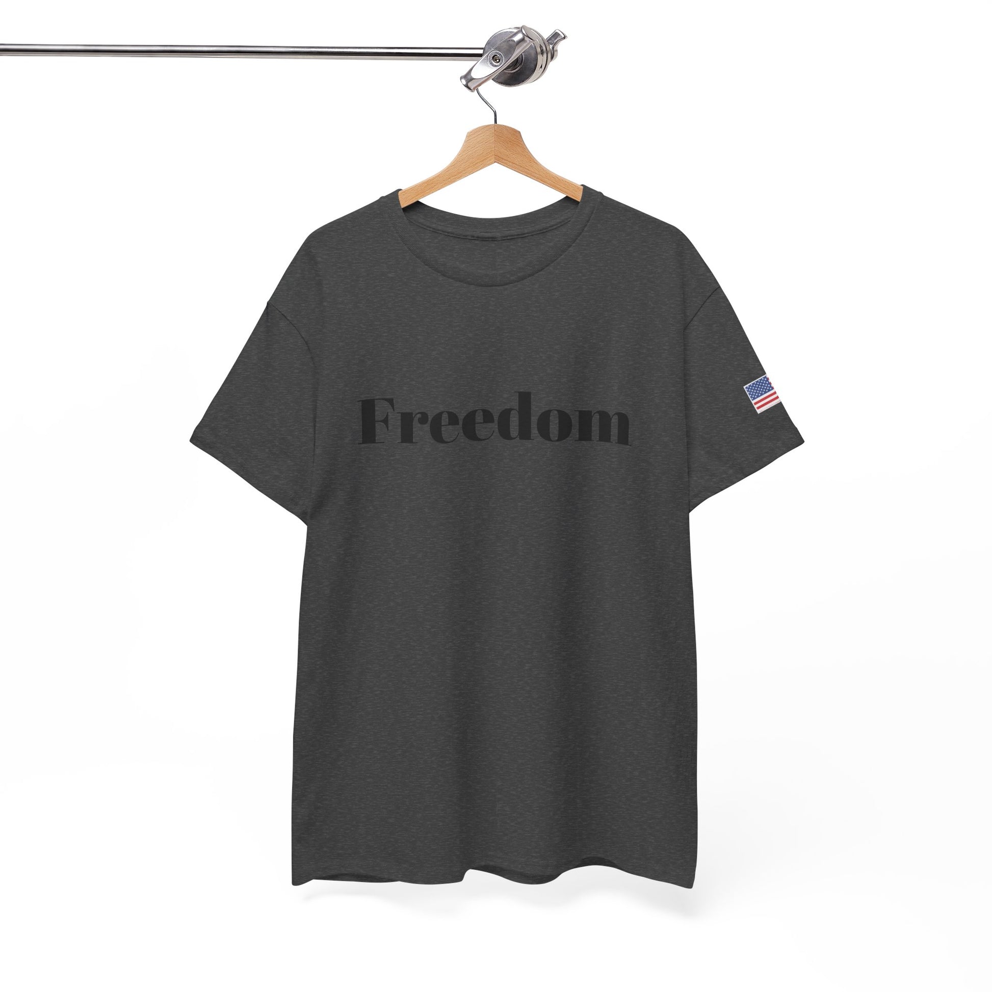 Freedom script tee | T-Shirt, American flag sleeve - TRV