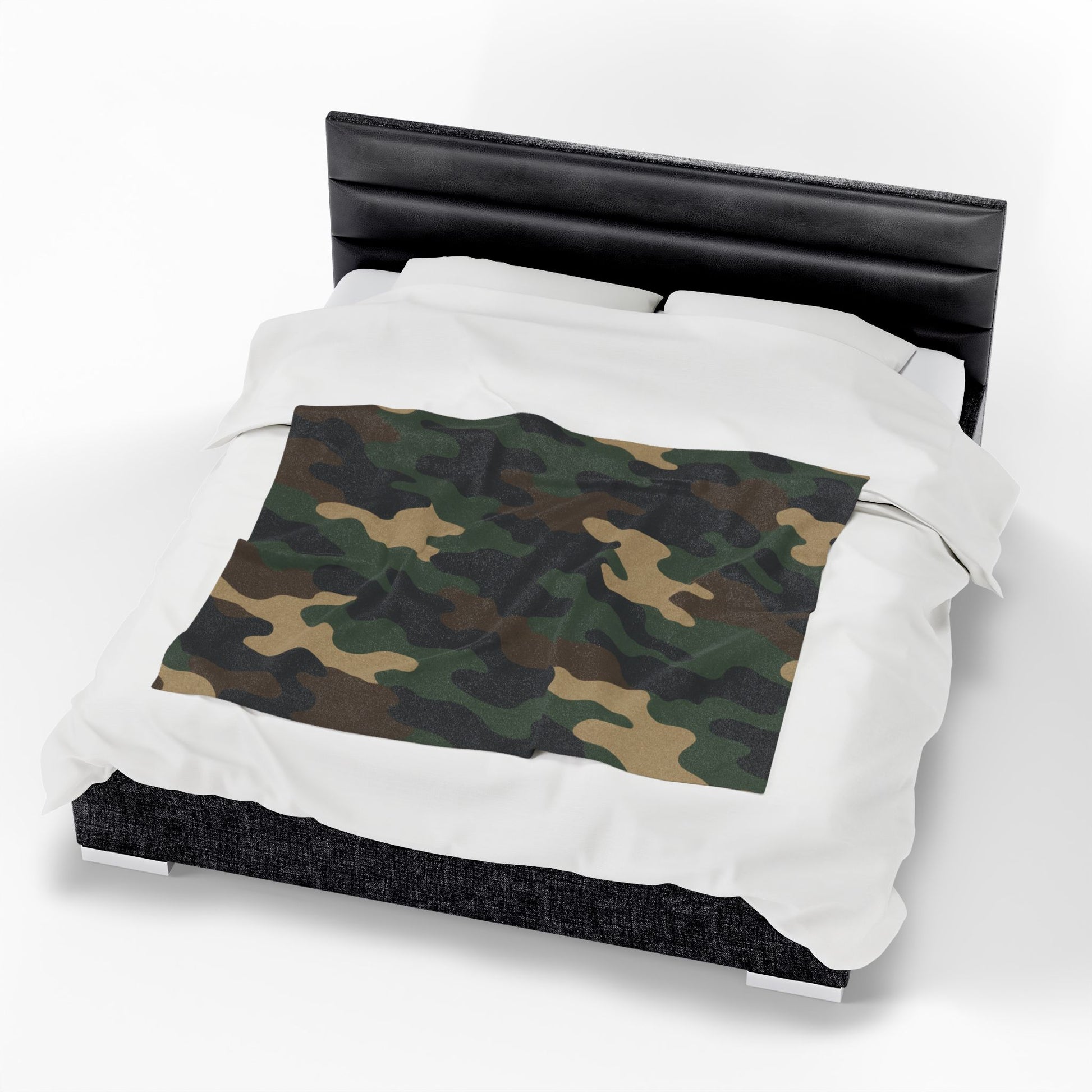 Cozy Camouflage Velveteen Plush Blanket | Ideal for Campouts, Living Room Decor, Gift for Him, Outdoor Adventures, Soft Throw - TRV