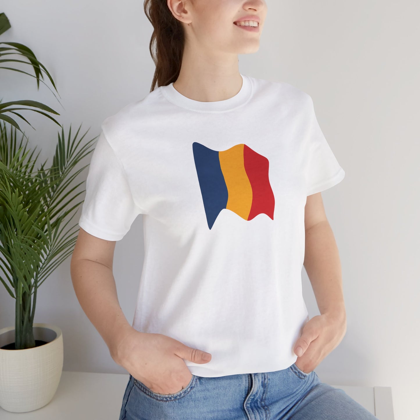 Romanian Flag Unisex Short Sleeve Tee, Casual Shirt, Travel T-Shirt, Gift for Romanians, Summer Outfit, Everyday Wear