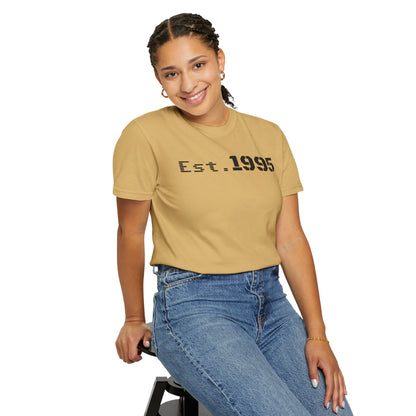 Vintage Est. 1995 T-Shirt, Retro Unisex Tee, Perfect Gift for Birthdays, Casual Wear, Nostalgic Apparel - TRV