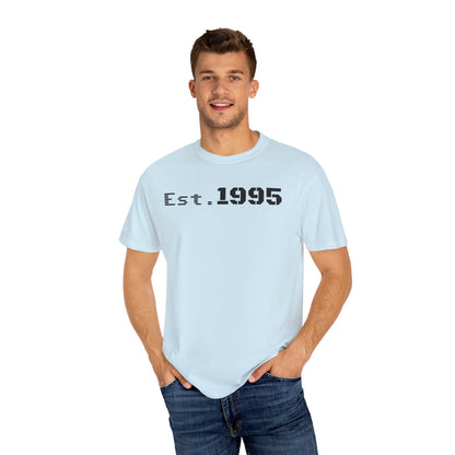 Vintage Est. 1995 T-Shirt, Retro Unisex Tee, Perfect Gift for Birthdays, Casual Wear, Nostalgic Apparel - TRV