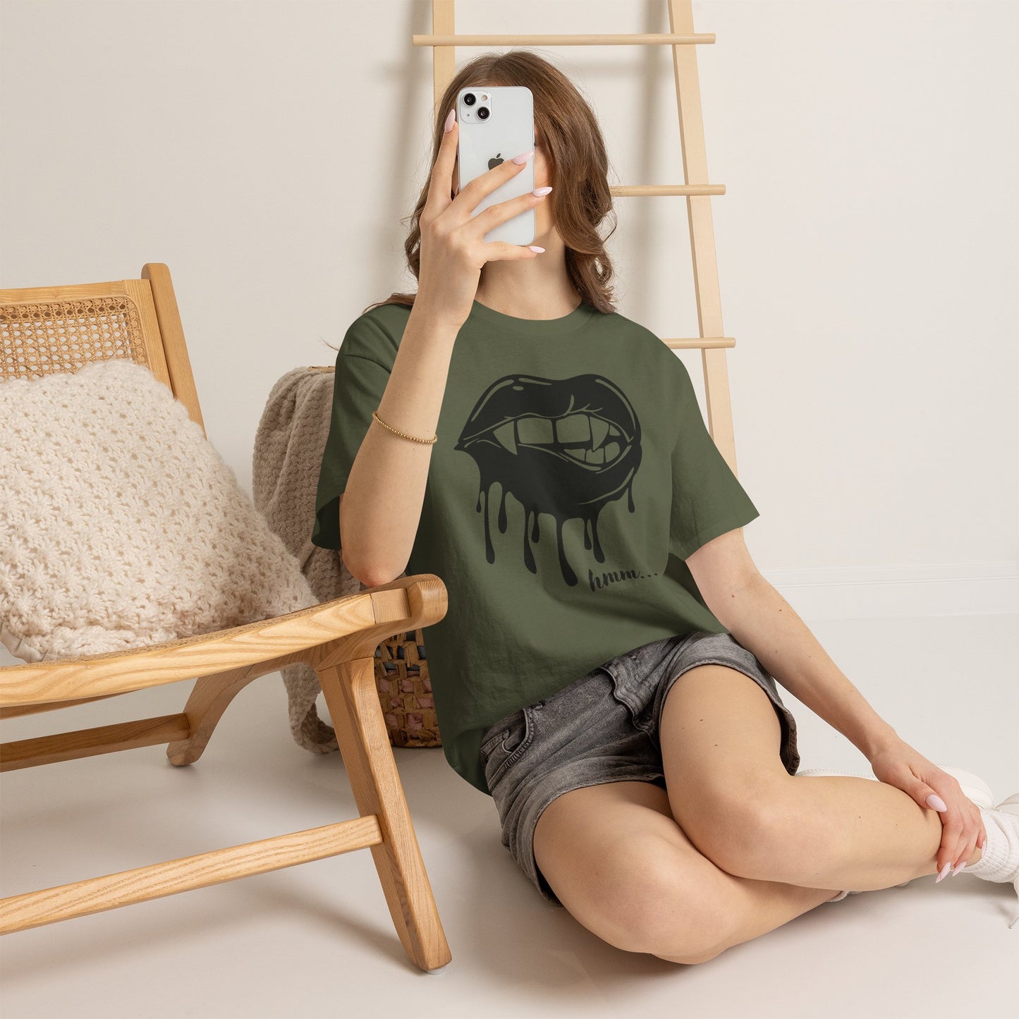 Edgy Graphic Tee - Dripping Lips Design - Unisex Heavy Cotton Tee