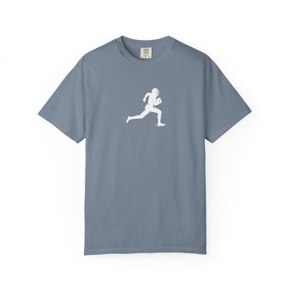 Sporty Unisex Garment-Dyed T-Shirt with Football Player Graphic, Activewear, Casual Wear, Gift for Runners, Fitness Apparel, Everyday Style
