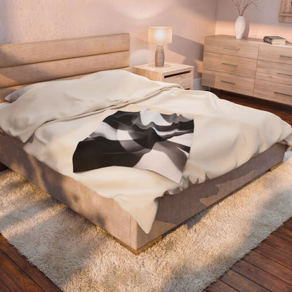 Abstract Black Smoke Design Velveteen Plush Blanket | Monochrome Swirl