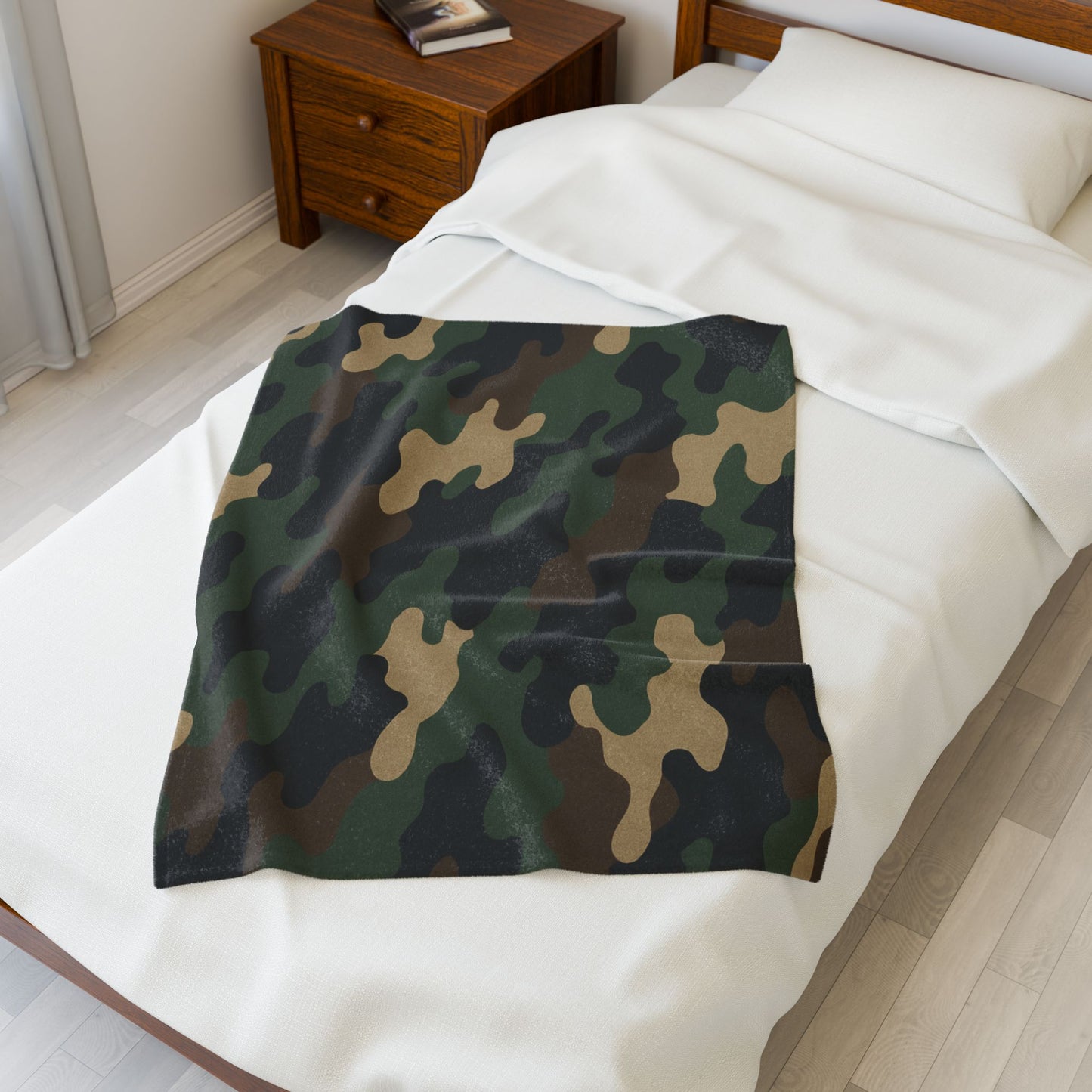 Cozy Camouflage Velveteen Plush Blanket | Ideal for Campouts, Living Room Decor, Gift for Him, Outdoor Adventures, Soft Throw - TRV