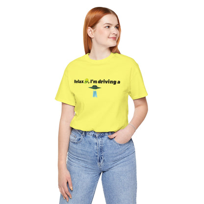 Alien Driving Unisex Tee - Fun Casual Shirt, Gifts for UFO Lovers, Quirky Humor T-Shirt, Perfect for Road Trips, Unique Birthday Present