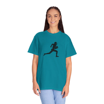 Football Player Graphic Unisex T-Shirt, Casual Sports Tee, Gift for Athletes, Workout Shirt, Everyday Wear, Unique Running Apparel