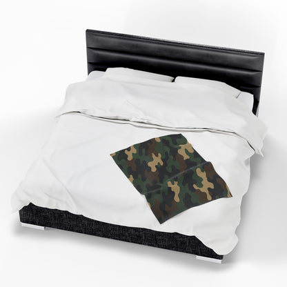 Cozy Camouflage Velveteen Plush Blanket | Ideal for Campouts, Living Room Decor, Gift for Him, Outdoor Adventures, Soft Throw - TRV