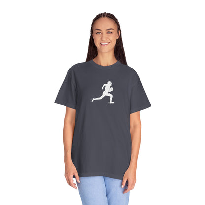 Sporty Unisex Garment-Dyed T-Shirt with Football Player Graphic, Activewear, Casual Wear, Gift for Runners, Fitness Apparel, Everyday Style