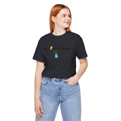 Alien Driving Unisex Tee - Fun Casual Shirt, Gifts for UFO Lovers, Quirky Humor T-Shirt, Perfect for Road Trips, Unique Birthday Present