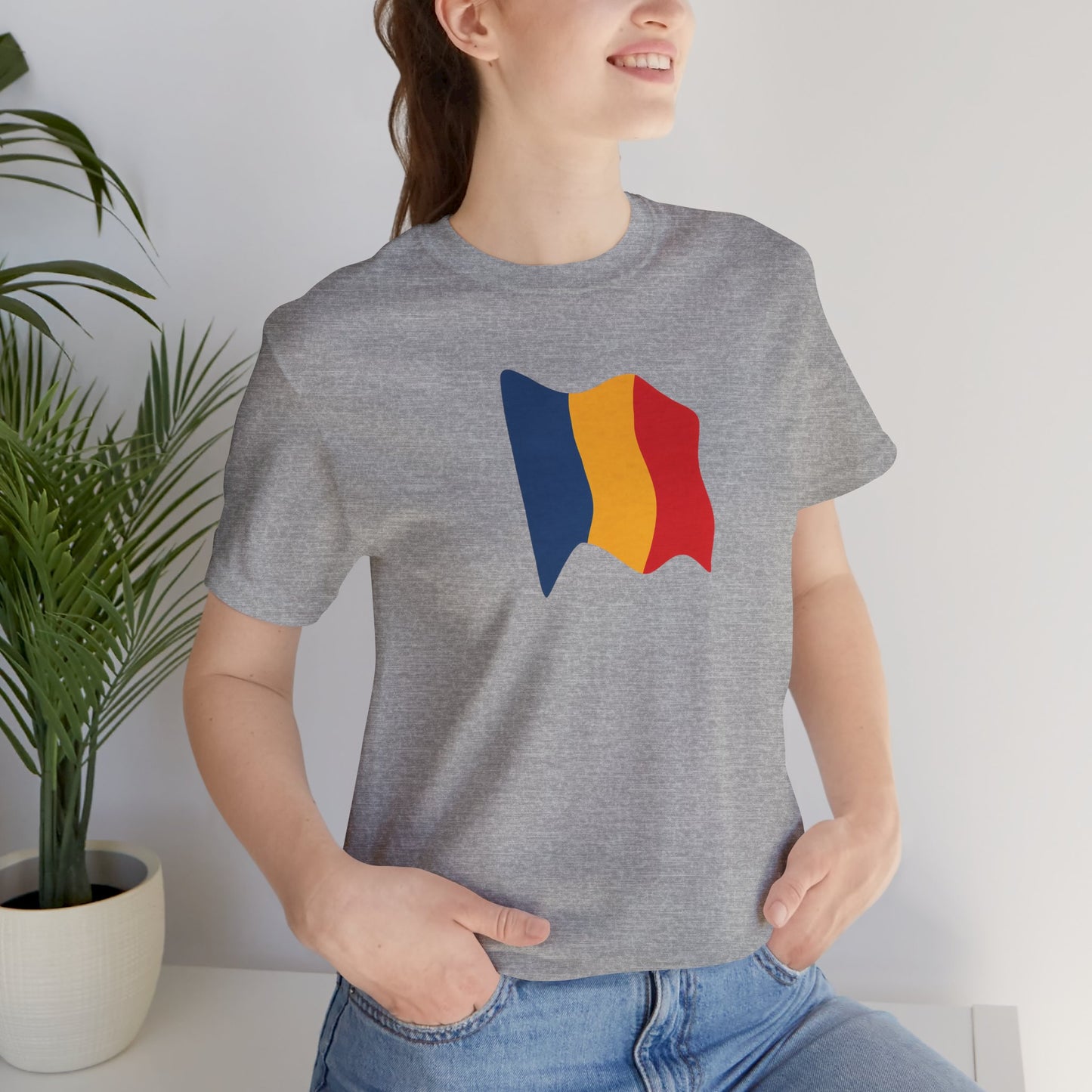 Romanian Flag Unisex Short Sleeve Tee, Casual Shirt, Travel T-Shirt, Gift for Romanians, Summer Outfit, Everyday Wear