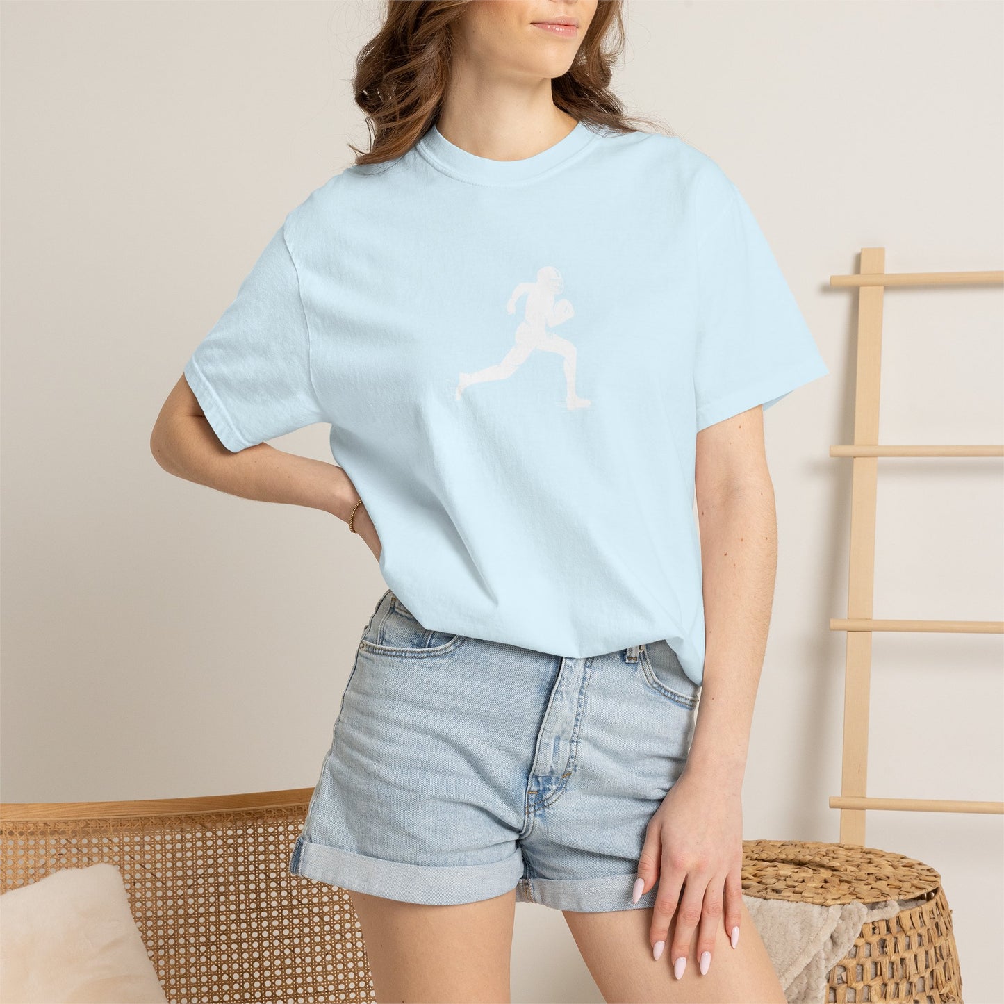 Sporty Unisex Garment-Dyed T-Shirt with Football Player Graphic, Activewear, Casual Wear, Gift for Runners, Fitness Apparel, Everyday Style
