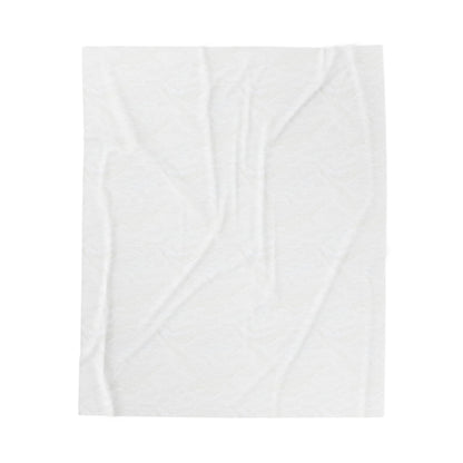 Camouflage velveteen plush blanket with all-over camouflage print, perfect for camping, hunting, or cozy home use.