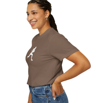 Sporty Unisex Garment-Dyed T-Shirt with Football Player Graphic, Activewear, Casual Wear, Gift for Runners, Fitness Apparel, Everyday Style