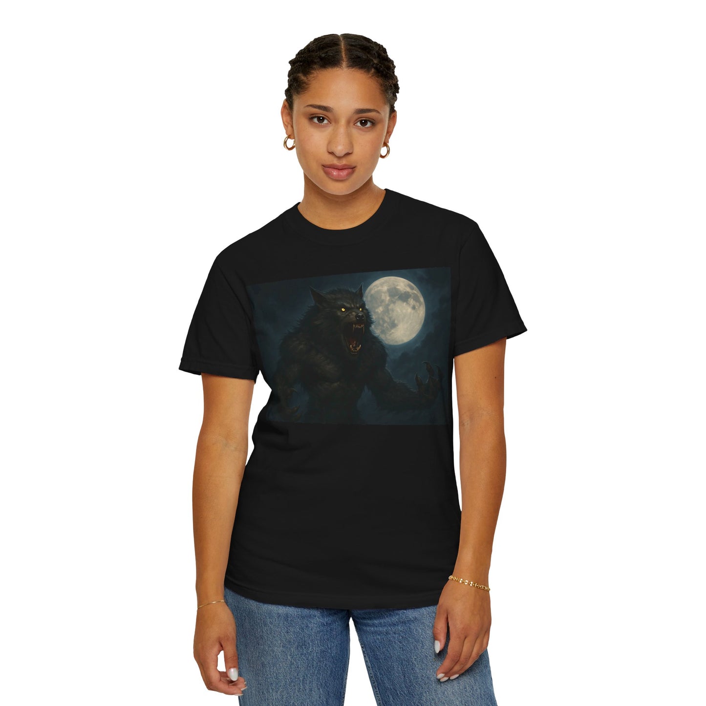 Moonlit Werewolf T-shirt, Unisex Horror Tee, Halloween Gift, Gothic Apparel, Graphic Tee, Nighttime Fantasy Wear