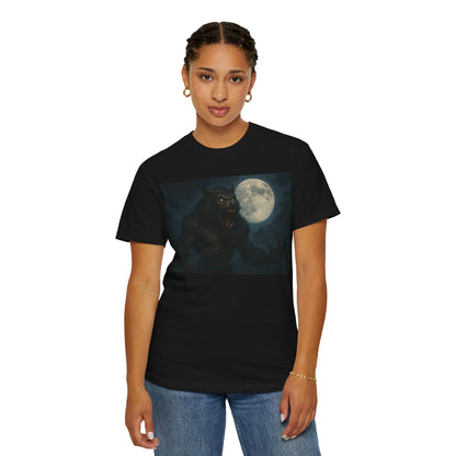 Moonlit Werewolf T-shirt, Unisex Horror Tee, Halloween Gift, Gothic Apparel, Graphic Tee, Nighttime Fantasy Wear