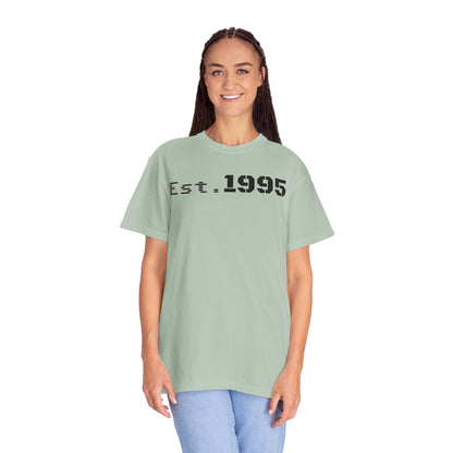 Vintage Est. 1995 T-Shirt, Retro Unisex Tee, Perfect Gift for Birthdays, Casual Wear, Nostalgic Apparel - TRV