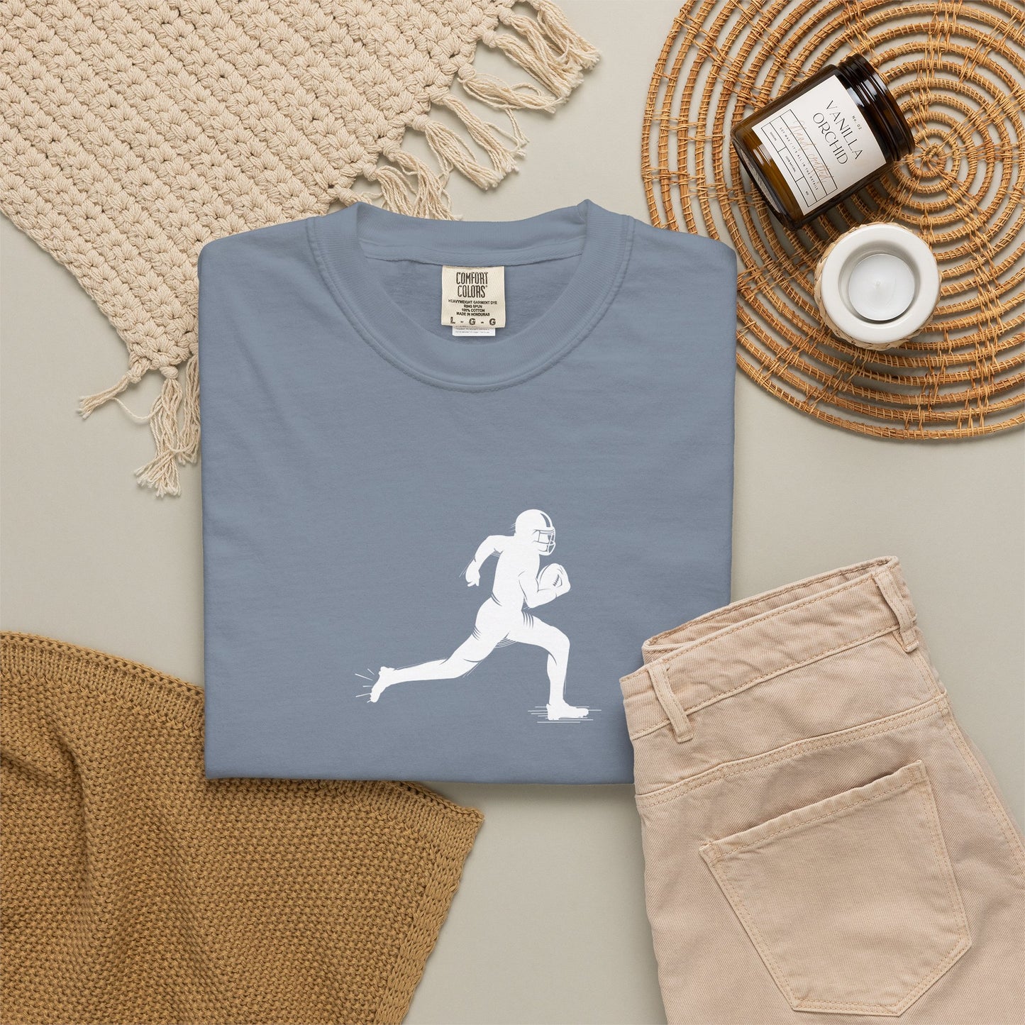 Sporty Unisex Garment-Dyed T-Shirt with Football Player Graphic, Activewear, Casual Wear, Gift for Runners, Fitness Apparel, Everyday Style